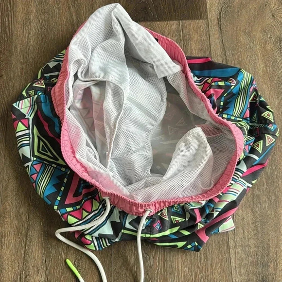 American Eagle Swim Trunks.  Men’s size XL.  Like new! - Picture 7 of 7